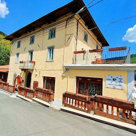 Hotel Palazzo Del Doma - Lake Vagli Vagli di Sotto Exterior photo
