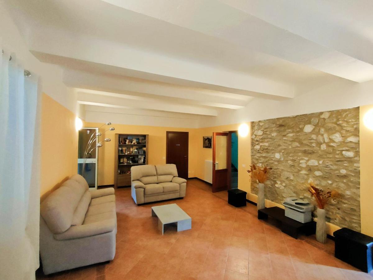 Hotel Palazzo Del Doma - Lake Vagli Vagli di Sotto Exterior photo